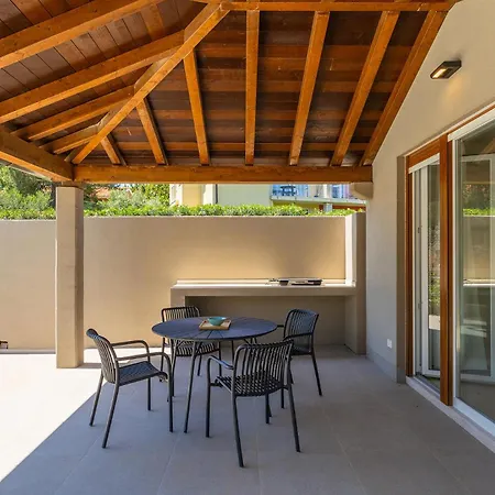 Holiday home Fratello Premantura