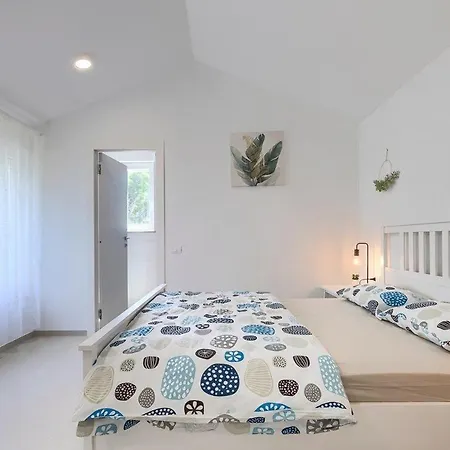 Fratello Villa *