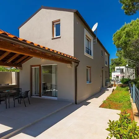 Fratello Villa Premantura