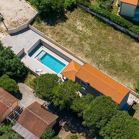 Fratello Villa *