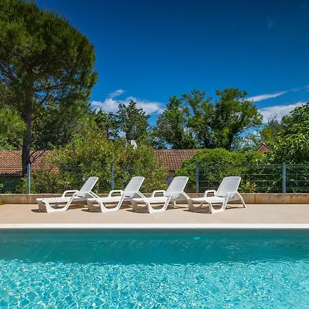 Fratello Villa *